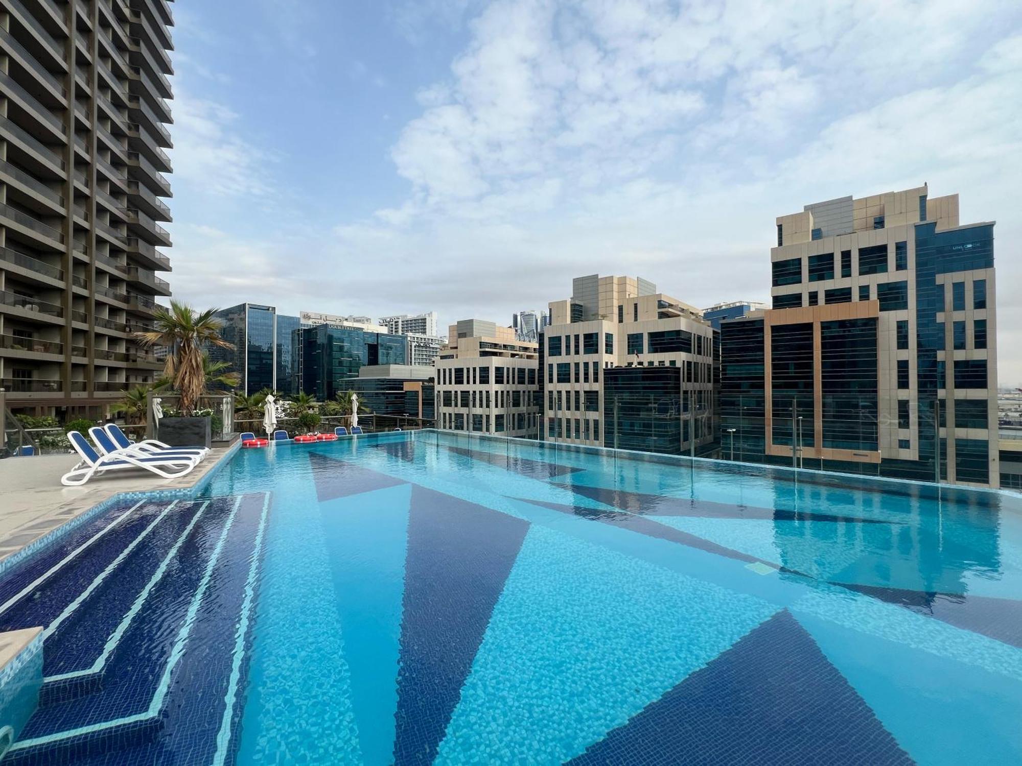 Luxurious Studio In Elite With Burj Khalifa View Apartment Dubai