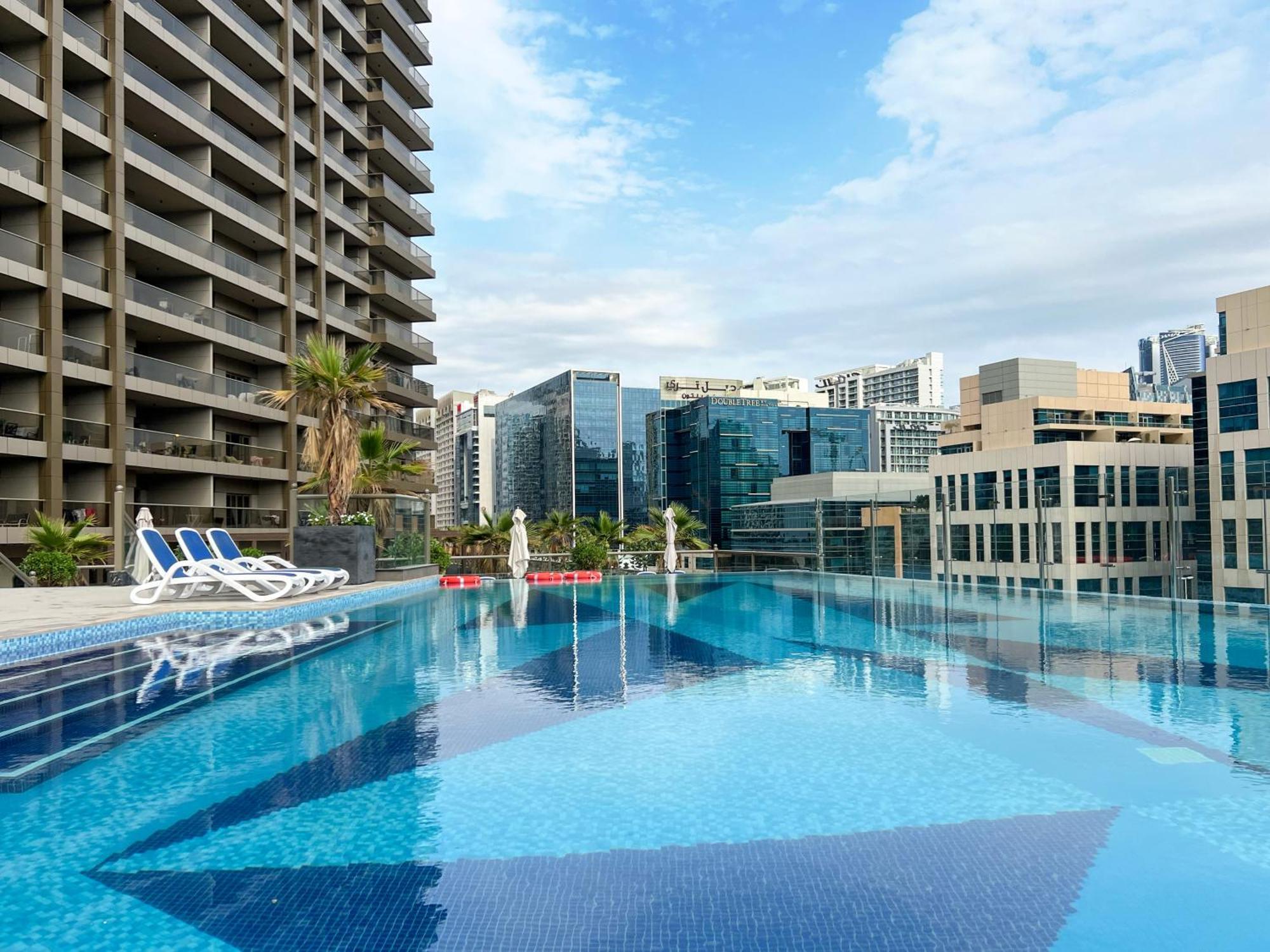 Luxurious Studio In Elite With Burj Khalifa View Dubai